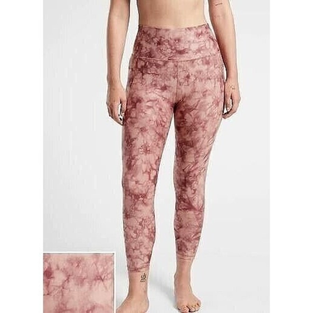 ATHLETA Salutation Stash Pocket II 7/8 Tight Palermo Riptide Small Tie Dye